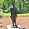 В Ораниенбауме установлен памятник императору Пётру Фёдоровичу работы члена-корреспондента РАХ А.Таратынова