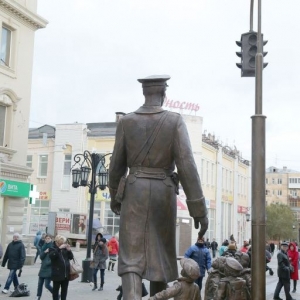 Памятник Дяде Степе работы Президента РАХ З.К.Церетели открыт в Самаре