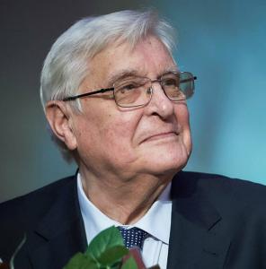 К юбилею почетного члена РАХ Олега Басилашвили 