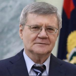К 70-летию Полномочного представителя Президента РФ Северо-Кавказском ФО, почетного члена РАХ Юрия Яковлевича Чайки