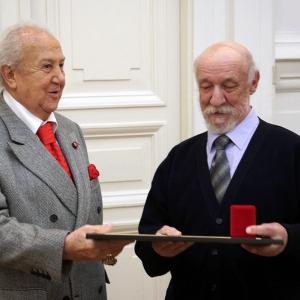 К 80-летию почётного члена РАХ Сергея Михайловича Харламова