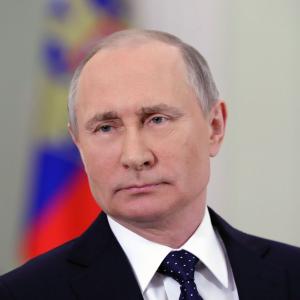 Президент РАХ З.К.Церетели и члены Президиума поздравили Президента РФ В.В.Путина с 70-летием