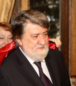 К 70-летию почетного зарубежного члена РАХ Вежди Рашидова