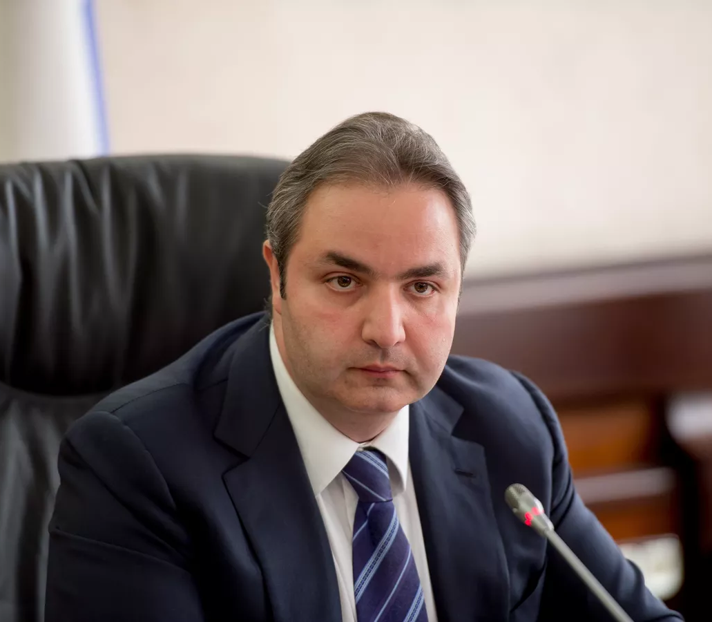 КАЛАМАНОВ Георгий Владимирович