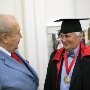 К юбилею почетного члена РАХ Анатолия Косырева