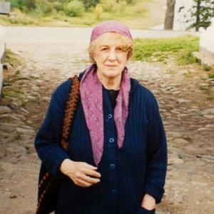 К юбилею почетного члена РАХ Людмилы Николаевны Никитиной