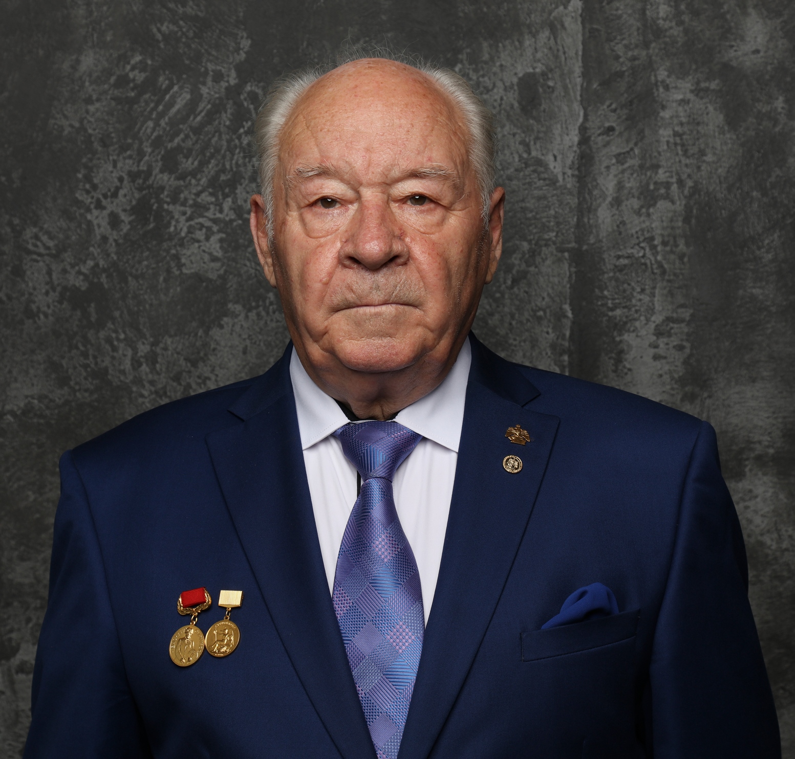 АФАНАСЬЕВ Владислав Петрович