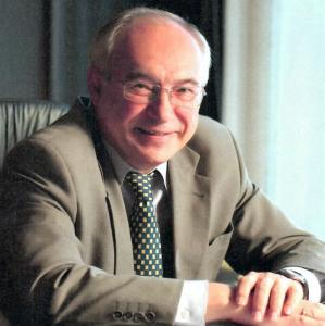 К 75-летию почетного члена РАХ Владимира Константиновича Егорова
