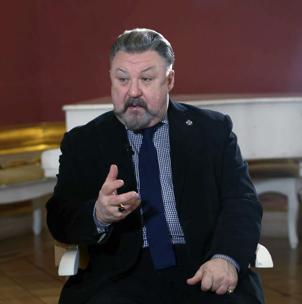 ЛАПТЕВ Юрий Константинович