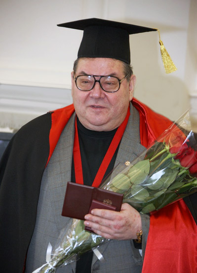 ПЕТРОВ Николай Арнольдович (1943-2011)