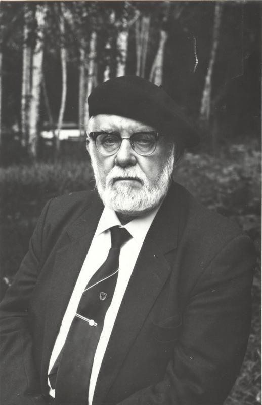 МЫЛЬНИКОВ Андрей Андреевич (1919-2012)