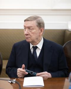  К 70-летию почетного члена РАХ Алексея Константиновича Афанасьева