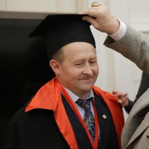 К юбилею почетного члена РАХ Александра Золотых