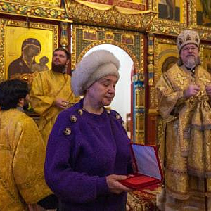 Почетный член РАХ Раиса Лысенина награждена медалью Любови Рязанской II степени