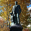 В Москве открыт памятник Н.В.Склифосовскому (1836-1904) работы С.А.Щербакова