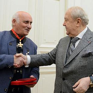 К 80-летию почетного члена РАХ Гурама Николаевича Доленджашвили