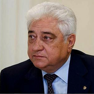 К юбилею почетного члена РАХ Владимира Викторовича Чхиквадзе