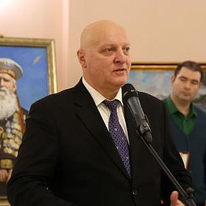 К 60-летию Петра Тимофеевича Стронского 