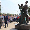 Скульптурная композиция «Танцующие вальс» работы А.Рожникова открыта в подмосковных Люберцах.