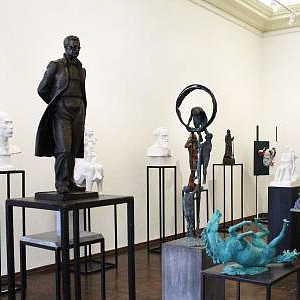 Выставка скульптуры «Работа года. 2020» в залах РАХ