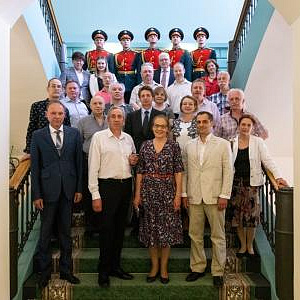 «Москва и москвичи». Выставка произведений Олега Леонова в Мосгордуме
