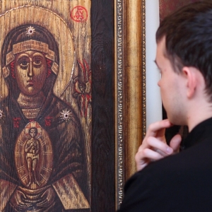 «Воскресение Господне». Выставка произведений Александра и Елены Тихомировых в Хабаровске