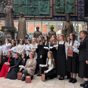 Посвящение в юные художники учащихся Московской центральной художественной школы при РАХ. Фото: Управления по координации академического художественного образования РАХ