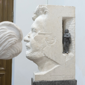 Выставка скульптуры Анатолия Смоленкова  в Российской академии художеств