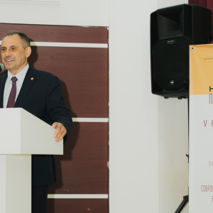 V конференция «Мифологические измерения современного изобразительного искусства Большого Кавказа и юга России» в Нальчике. Фото: пресс-служба Дворца творчества детей и молодежи Министерства просвещения КБР.