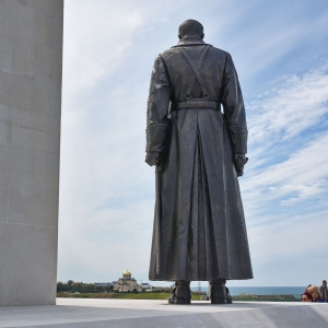 22.04.2021. В Севастополе открыт памятник, посвященный окончанию Гражданской войны на юге России, авторства академика РАХ А.Н.Ковальчука