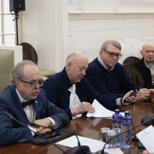 Вручение наград в рамках заседания Отделения архитектуры РАХ 15 апреля 2026 года. Фото: Виктор Берёзкин, пресс-служба РАХ