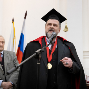 Вручение академических регалий и наград 20 апреля 2026 года. Фото: Виктор Берёзкин, пресс-служба РАХ