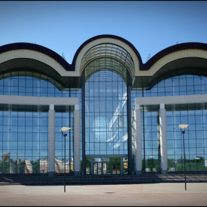 Ю.П. Гнедовский (1930-2024). Концертно-зрелищный комплекс в г.Ярославле (архитекторы - Ю.П.Гнедовский, В.Д.Красильников). Автор фотоВладимир Валов