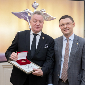 Вручение академических регалий и наград 20 апреля 2026 года. Фото: Виктор Берёзкин, пресс-служба РАХ