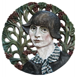 И.Помелова. Марина Цветаева. 2006. Шамот, роспись, d-46см