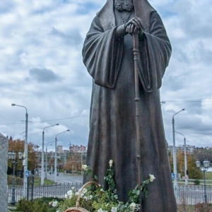 Слободчиков В.И. Памятник Алексию II. 2012, Минск. Совместно с протоиереем Ф.П. Повным и архитектором И.В. Морозовым