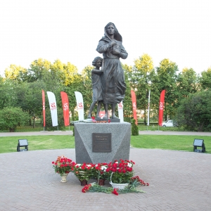 В Тольятти открыли памятник «Ожидание солдата» работы Президента РАХ З.К.Церетели
