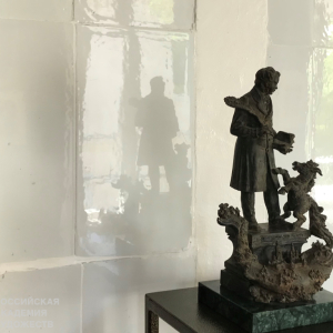 Фрагмент экспозиции «Родословная» династии художников Переяславцев-Дроновых в Твери. Фото: А.Дроновой