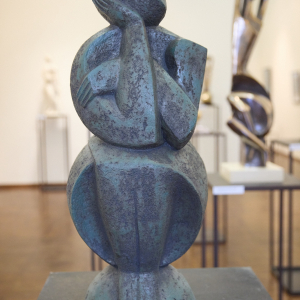 Н.Н. Вяткина. Зеленая фигура. 2014, шамот. Собственность автора. Фото Виктора Березкина, пресс-служба РАХ