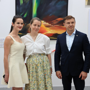 XV фестиваль современного искусства «Традиции и современность» в Гостином дворе. Фото: Виктор Берёзкин, пресс-служба РАХ