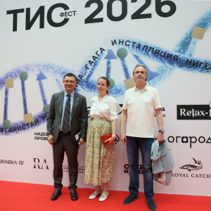 XV фестиваль современного искусства «Традиции и современность» в Гостином дворе. Фото: Виктор Берёзкин, пресс-служба РАХ
