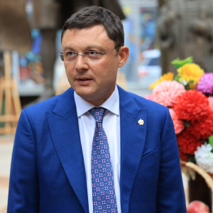 Мастер-класс К. В. Петрова для участников пленэра «Памятники русского зодчества...» в МВК РАХ. Фото: Виктор Берёзкин, пресс-служба РАХ.