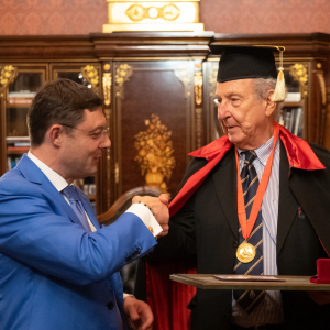 Вручение академических регалий 14 октября 2026 года. Фото: Виктор Берёзкин, пресс-служба РАХ.