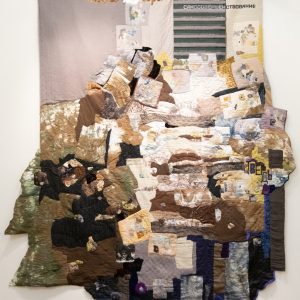 Н.В. Мурадова. «Земля. Святая гора. Твердь». 2019. текстильное панно, авторская техника. 320х370. Фото: Виктор Берёзкин, пресс-служба РАХ.