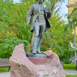 Памятник И.С. Тургеневу в Москве работы Сергея Казанцева. Фото Виктора Берёзкина, пресс-служба РАХ