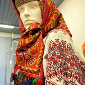 Выставка «Искусство вышивки в России. ХIХ – XXI вв.» в МВК РАХ, 2011