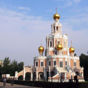Церковь Покрова в Филях. 1690-1693. Фото: Н.А. Мерзлютиной. 2004