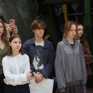 Мастер-класс К. В. Петрова для участников пленэра «Памятники русского зодчества...» в МВК РАХ. Фото: Виктор Берёзкин, пресс-служба РАХ.