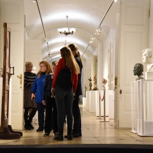 Выставка «Добро пожаловать, Академия!» во Всероссийском музее декоративного искусства