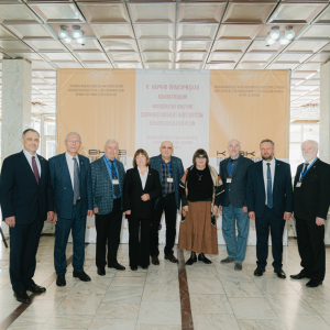 V конференция «Мифологические измерения современного изобразительного искусства Большого Кавказа и юга России» в Нальчике. Фото: пресс-служба Дворца творчества детей и молодежи Министерства просвещения КБР.